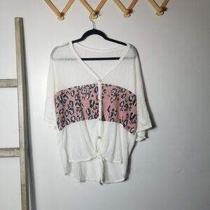 NWOT CY FASHION WOMEN'S LEOPARD PRINT OVERSIZED BLOUSE SIZE MEDIUM